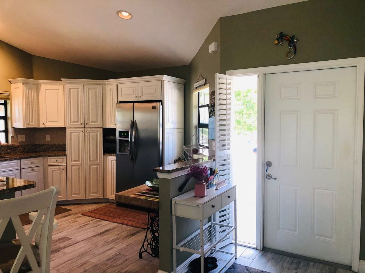 9645 Halyards Ct #24 - Photo 2 of 36