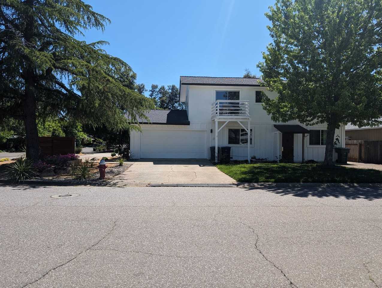 3636 Traverse St - Photo 2 of 29