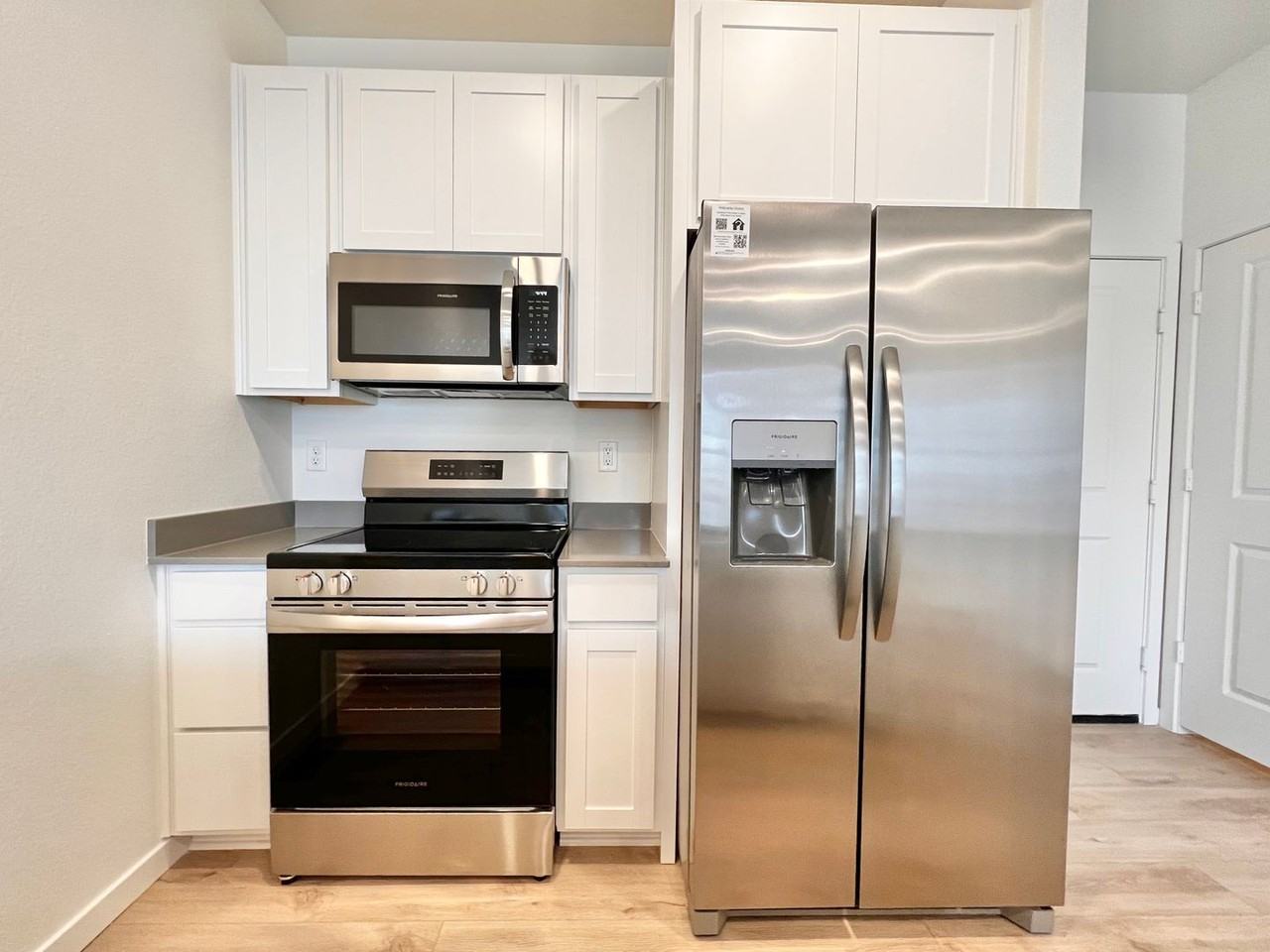 5479 Euclid Ct - Photo 7 of 22