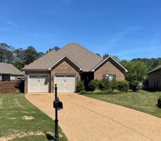 featured image of 1413 Melanie Dr