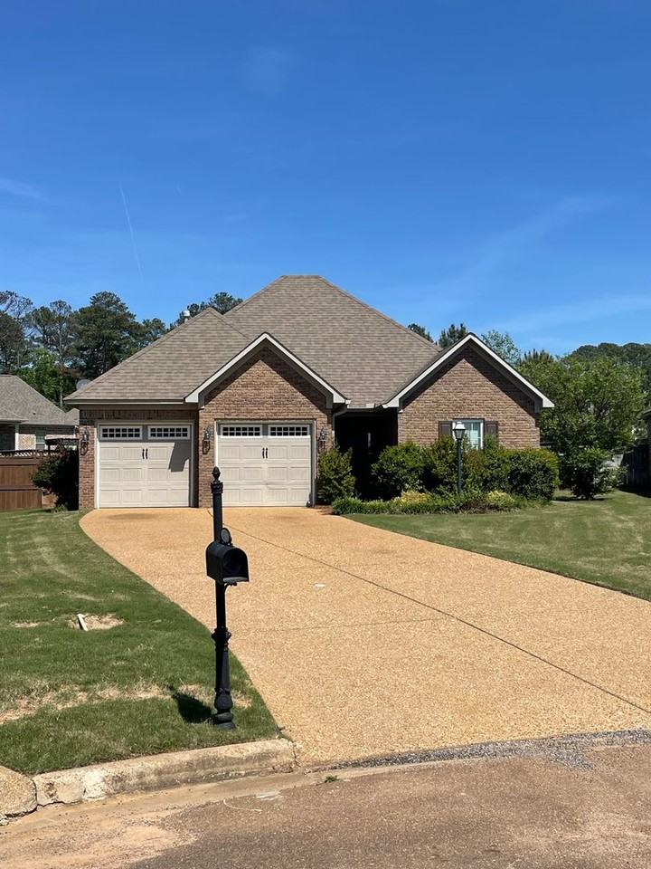 1413 Melanie Dr - Photo 2 of 3