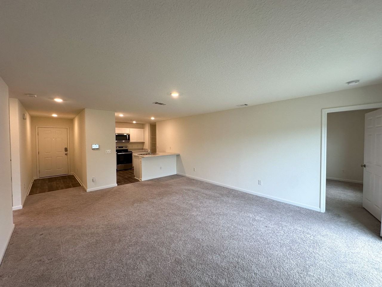 8727 Schooner Ln - Photo 2 of 19