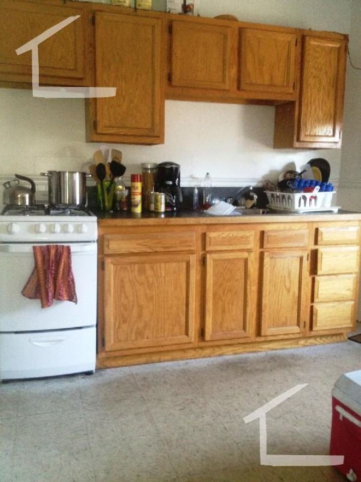 130 Englewood Ave - Photo 5 of 12