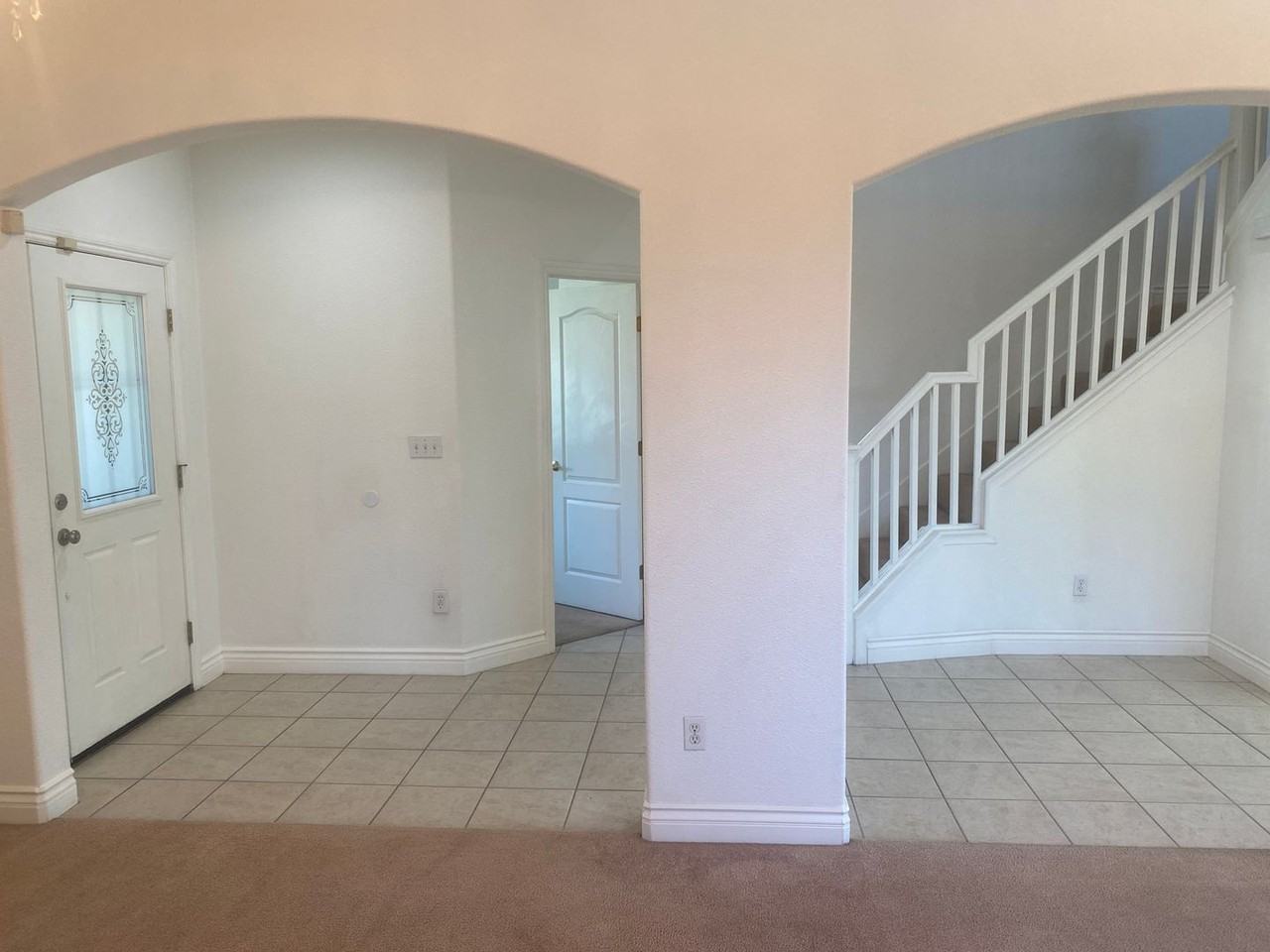 2237 W Wall Ct - Photo 3 of 9