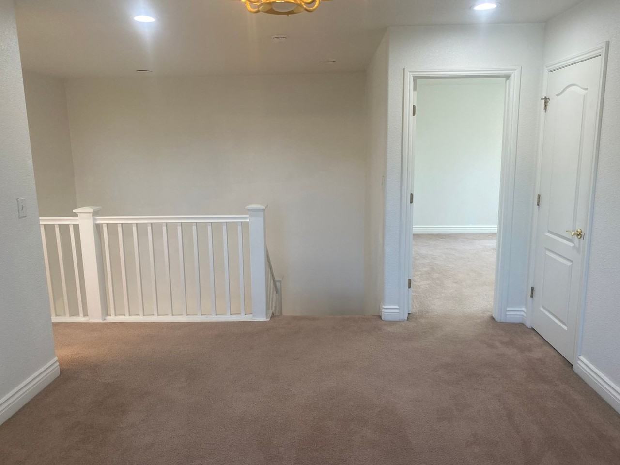 2237 W Wall Ct - Photo 7 of 9