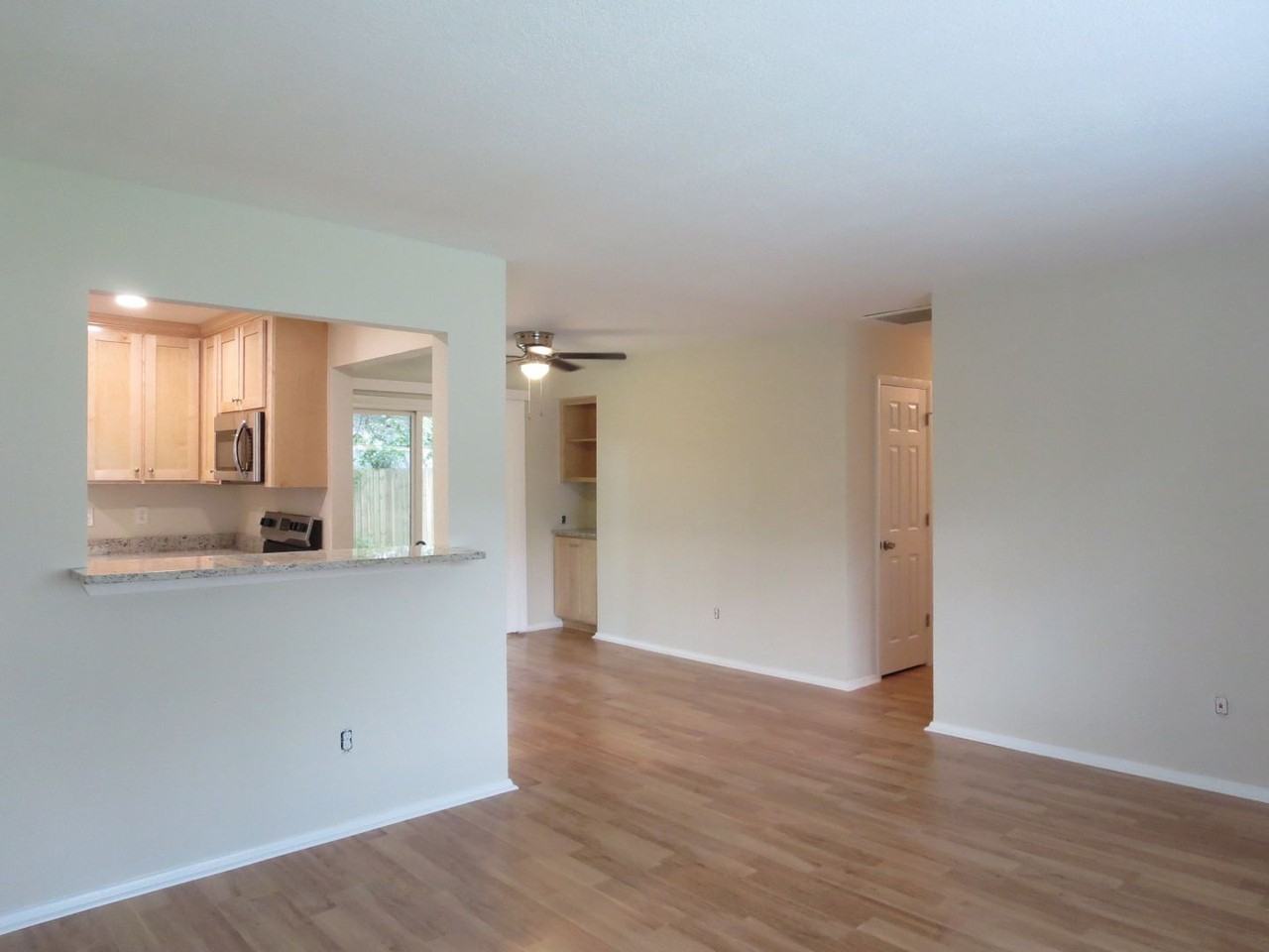 509 Lavender Ln - Photo 6 of 21