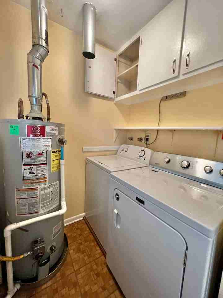 1014 Cragmore Dr - Photo 7 of 14