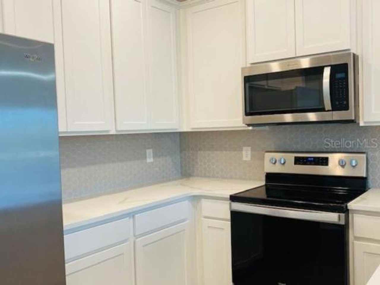 4916 Gulf Waters Dr - Photo 5 of 34