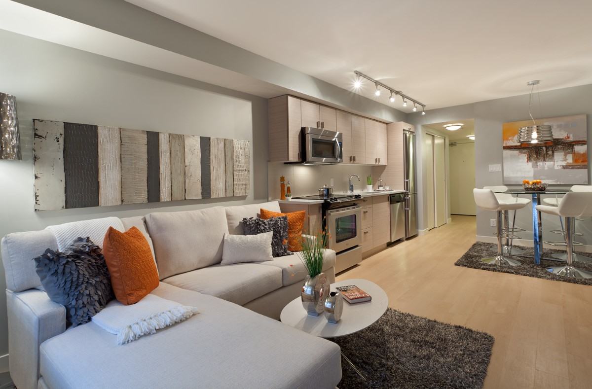 Porter - B Building - Pet Friendly - Photo 2 of 8