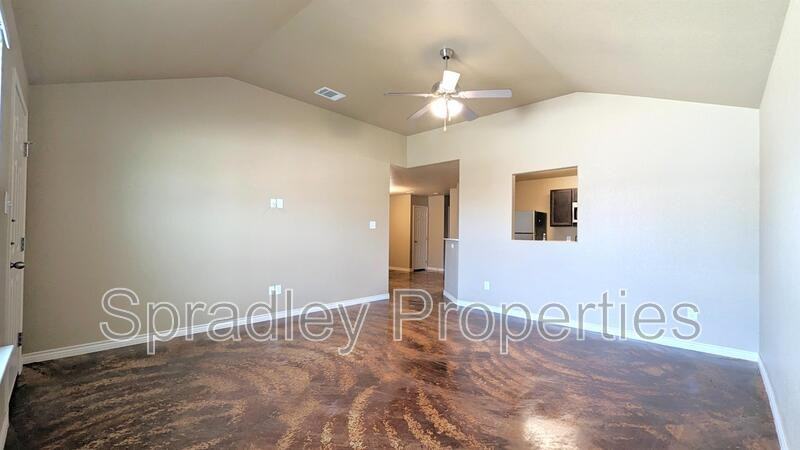 1012 Kerr Ct Apt B - Photo 2 of 9