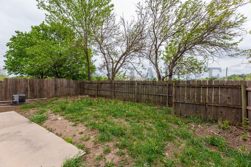 1518 S Todd Pl - Photo 4 of 21