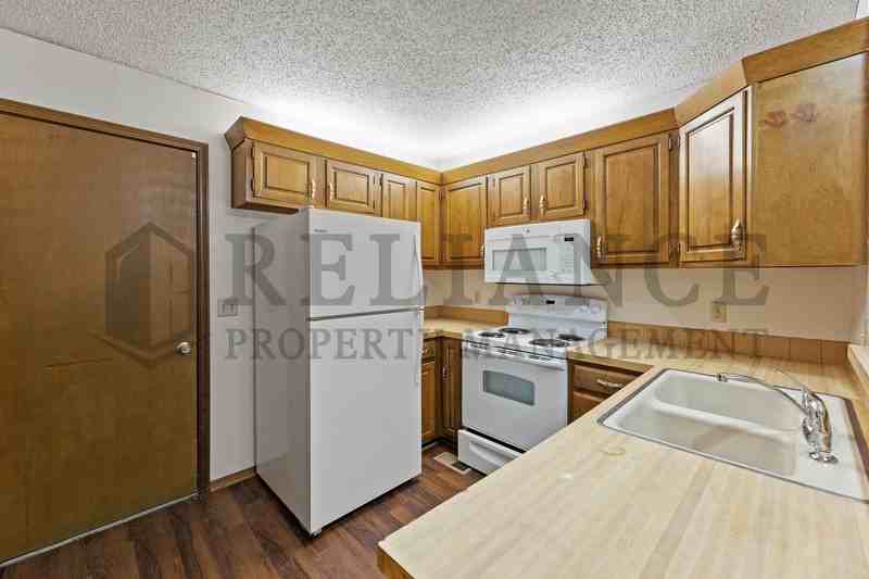 1518 S Todd Pl - Photo 7 of 21