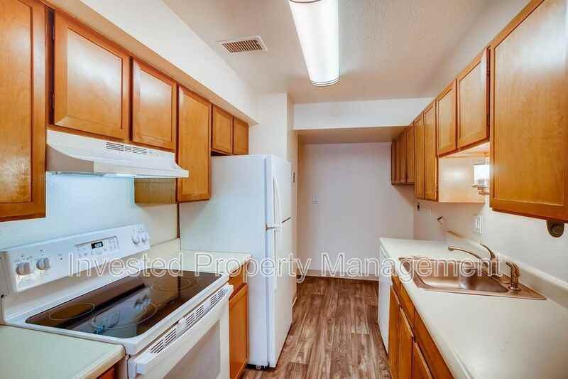 7275 S Xenia Cir #A - Photo 5 of 12