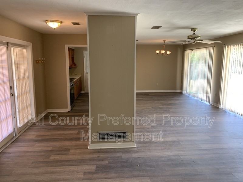 935 Bolton Ln - Photo 5 of 13