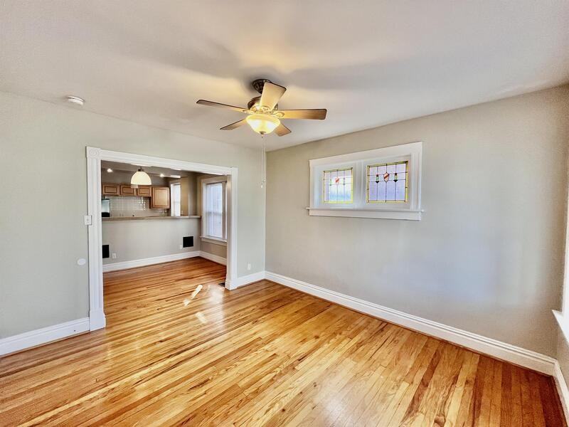 1533 Mccausland Ave #A - Photo 3 of 15