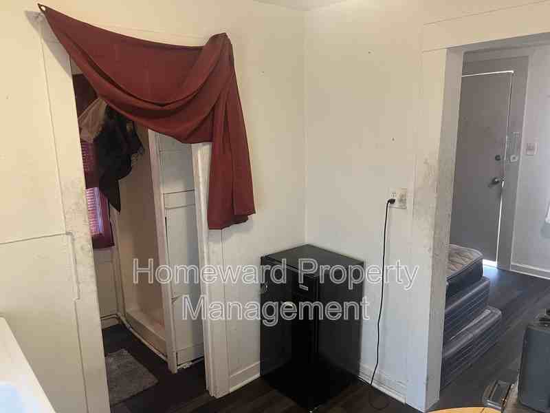 3803 Meadowbrook Dr - Photo 5 of 8