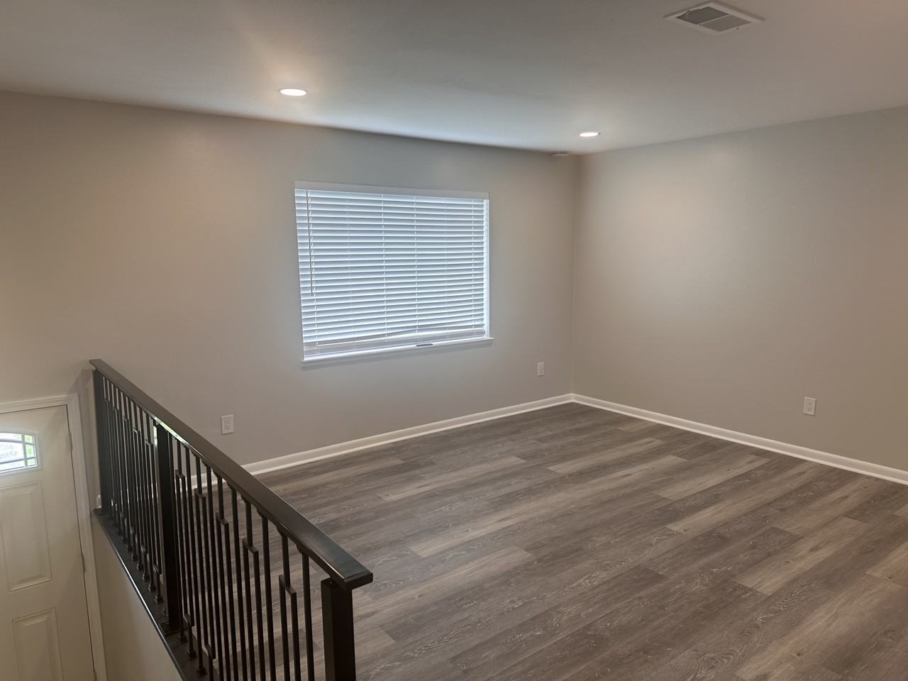 14 Coachlight Drive - Photo 3 of 6