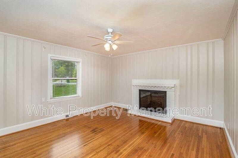 4643 Addison Dr - Photo 2 of 23