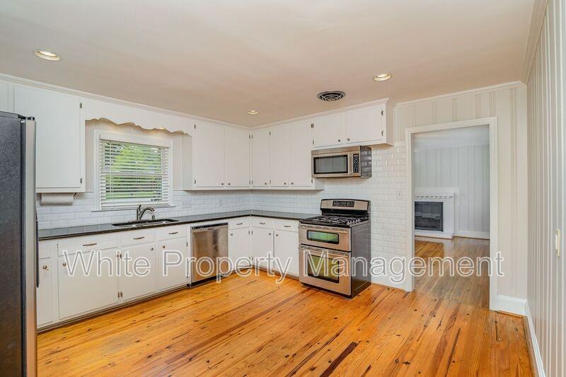 4643 Addison Dr - Photo 3 of 23