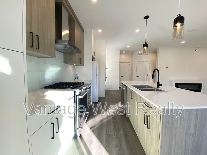 401 Morrison Ave #4 - Photo 5 of 40