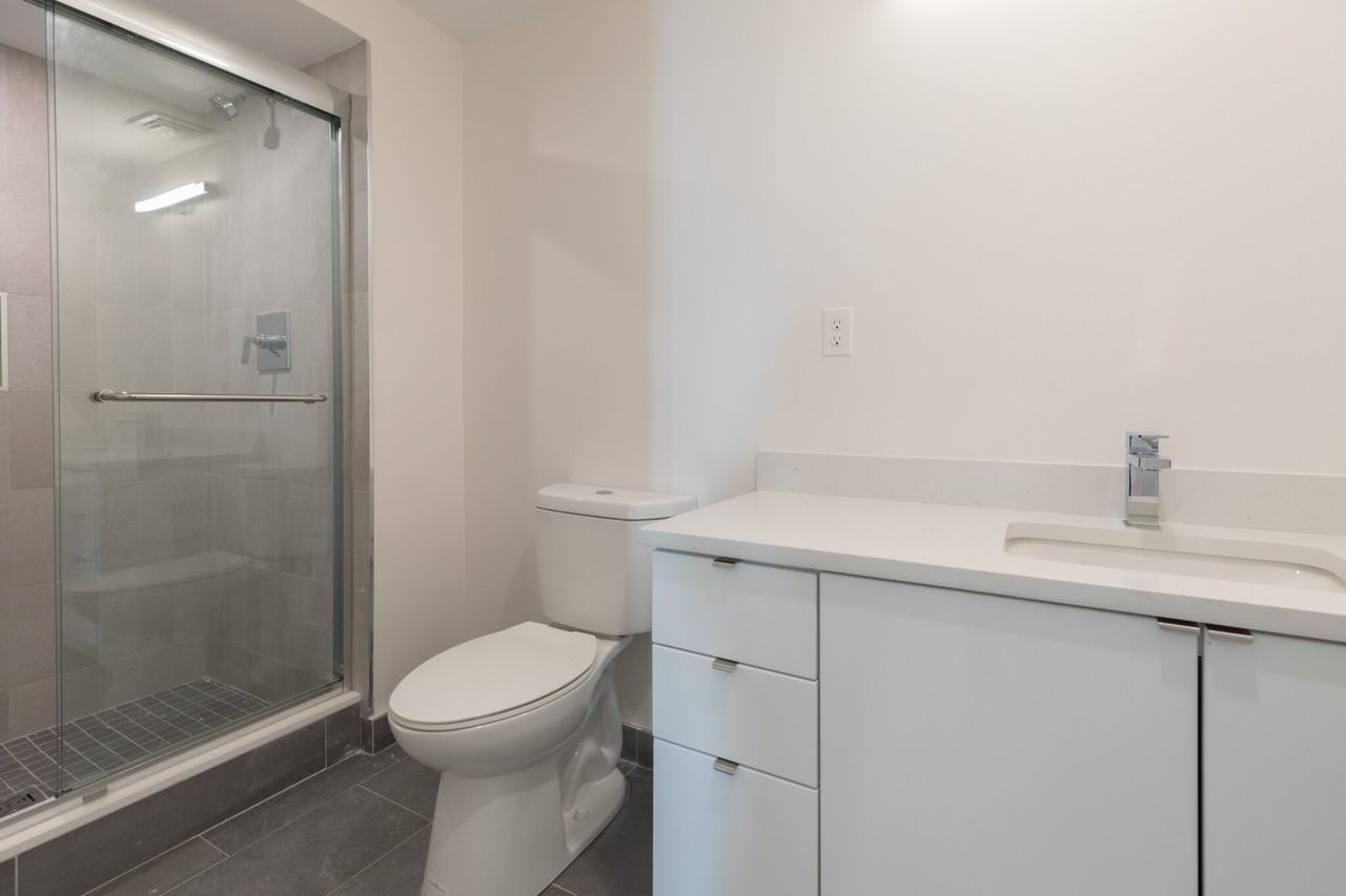 East Lenox & Washington St #702 - Photo 4 of 22