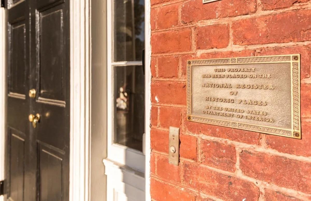 Grace St 1142 W - Photo 3 of 50