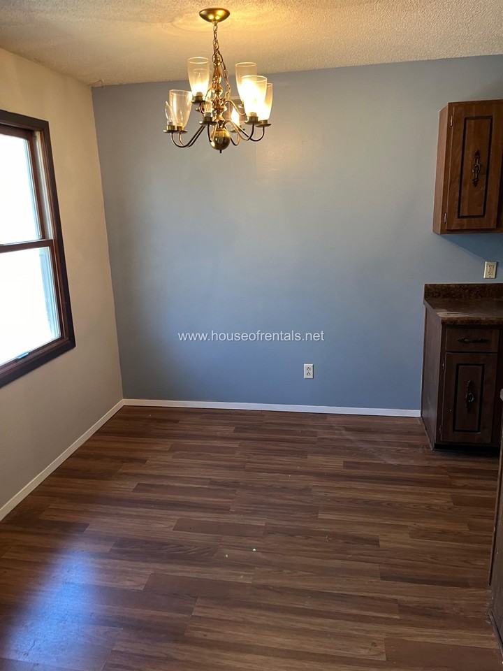 34 Razer Drive - Photo 2 of 6