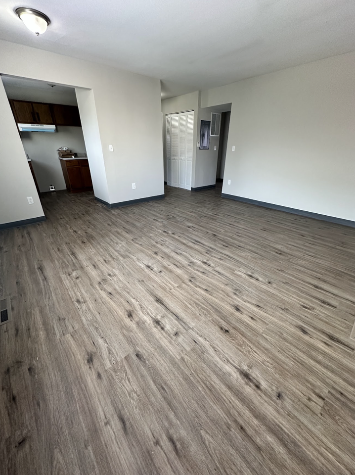 1712 North James H McGee Boulevard - Photo 2 of 9