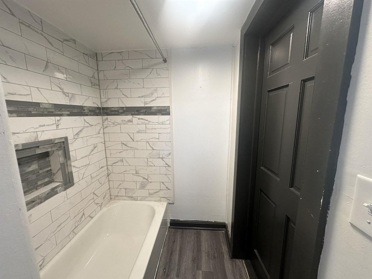 10 W Fulton St - Photo 3 of 9