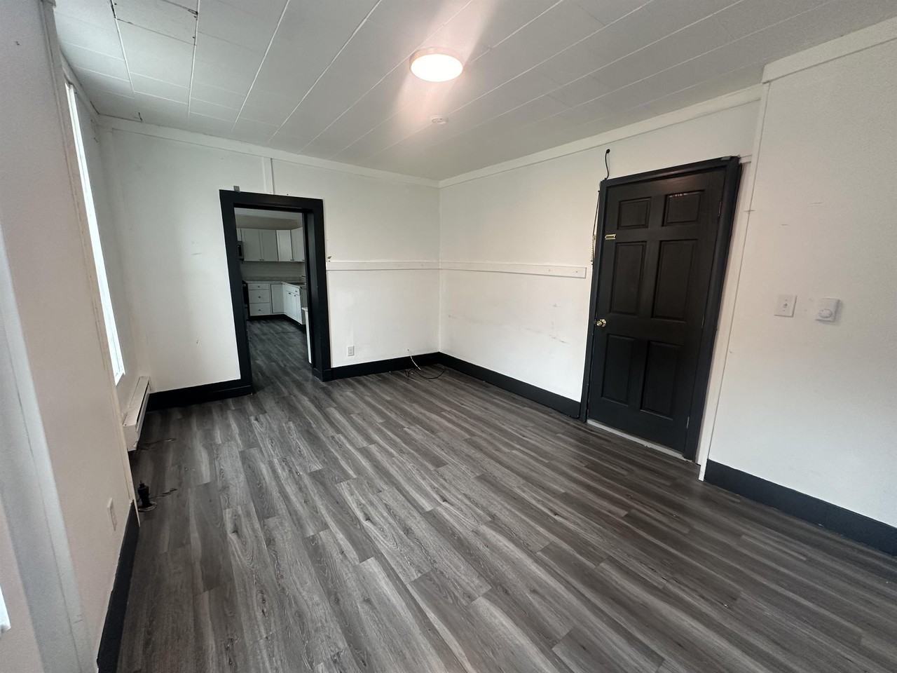 10 W Fulton St - Photo 5 of 9