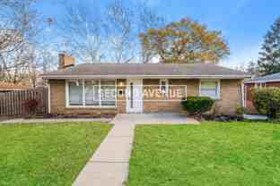 465 Willow Ave - Photo 1 of 1