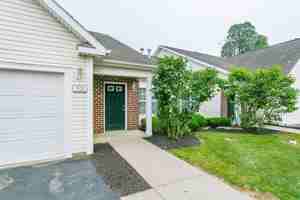 featured image of 1045 Floribunda Way