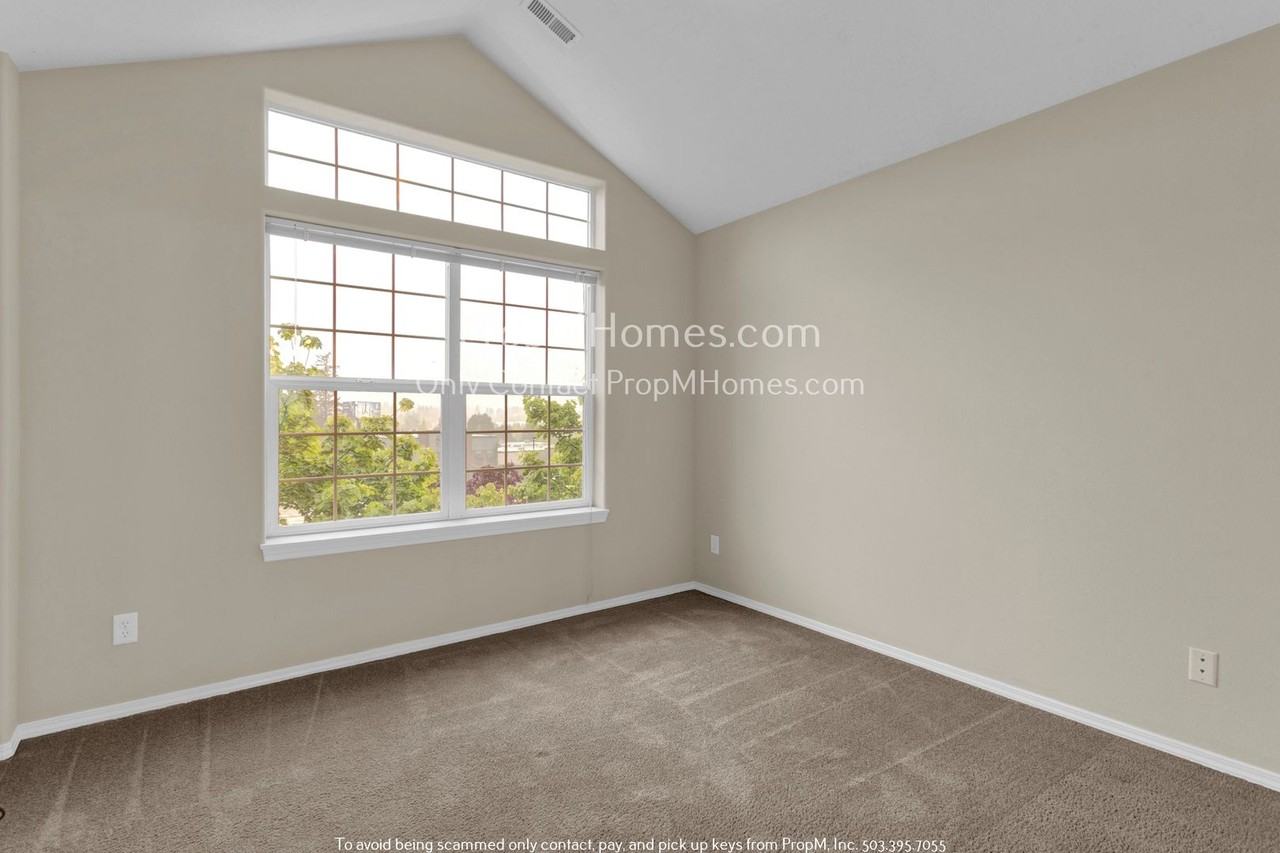 15487 Brianne Ct - Photo 3 of 29