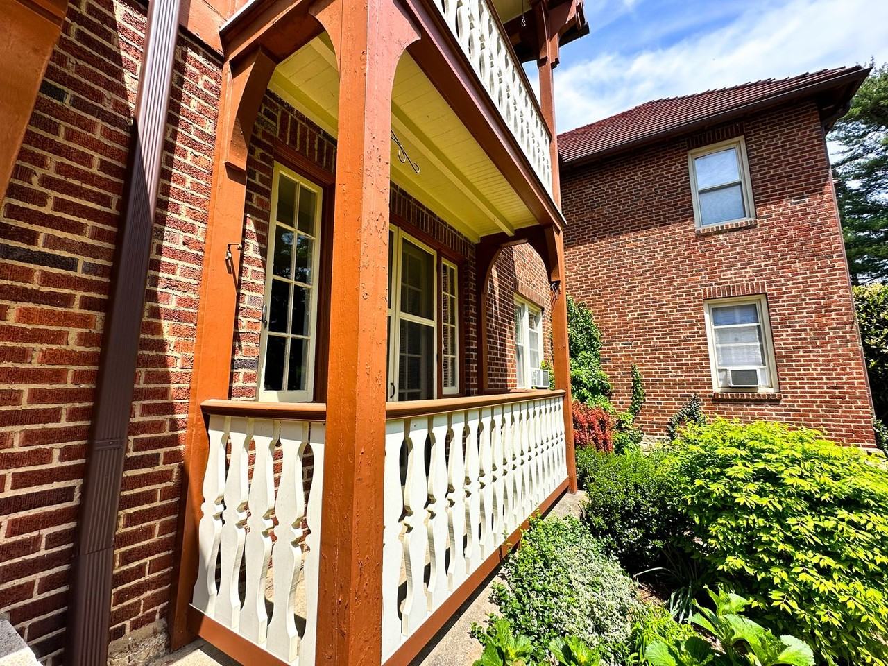 116 Windermere Ave #I1 - Photo 7 of 17