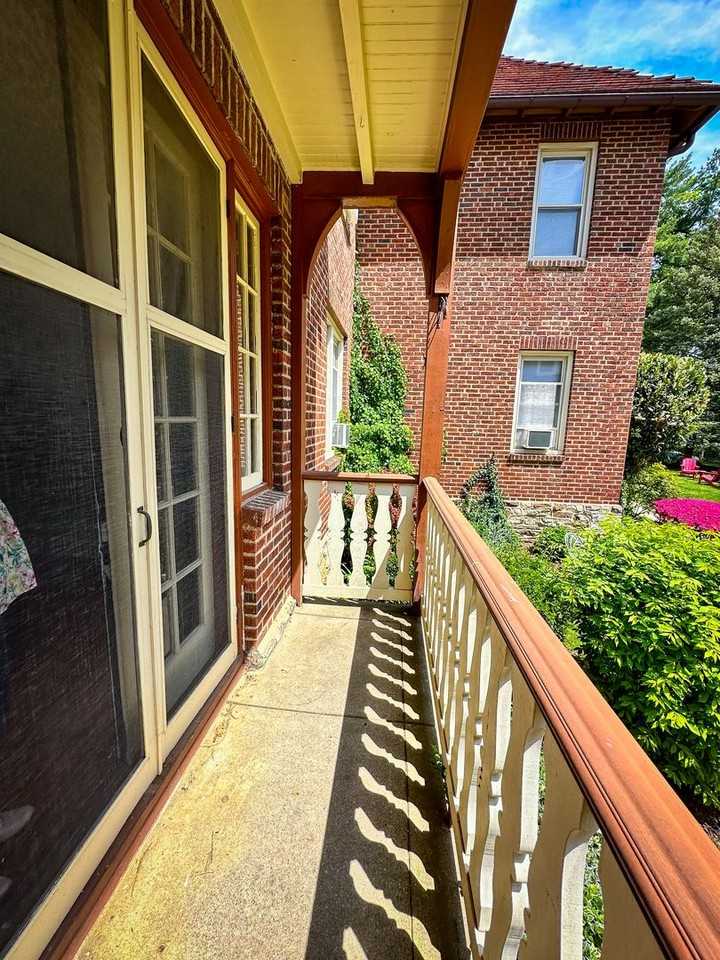 116 Windermere Ave #I1 - Photo 7 of 19