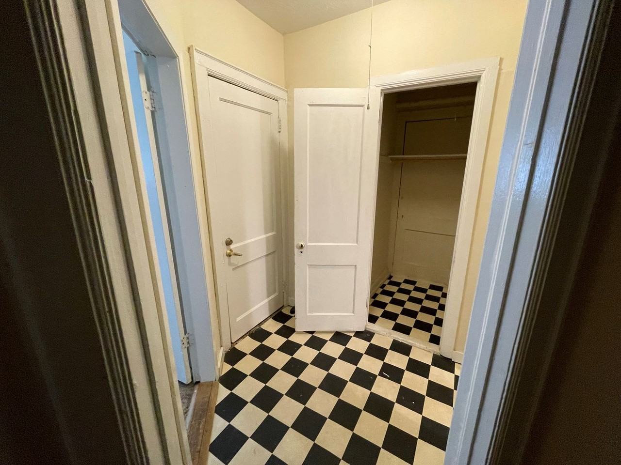 Spruce Place Apartments - Photo 3 of 6