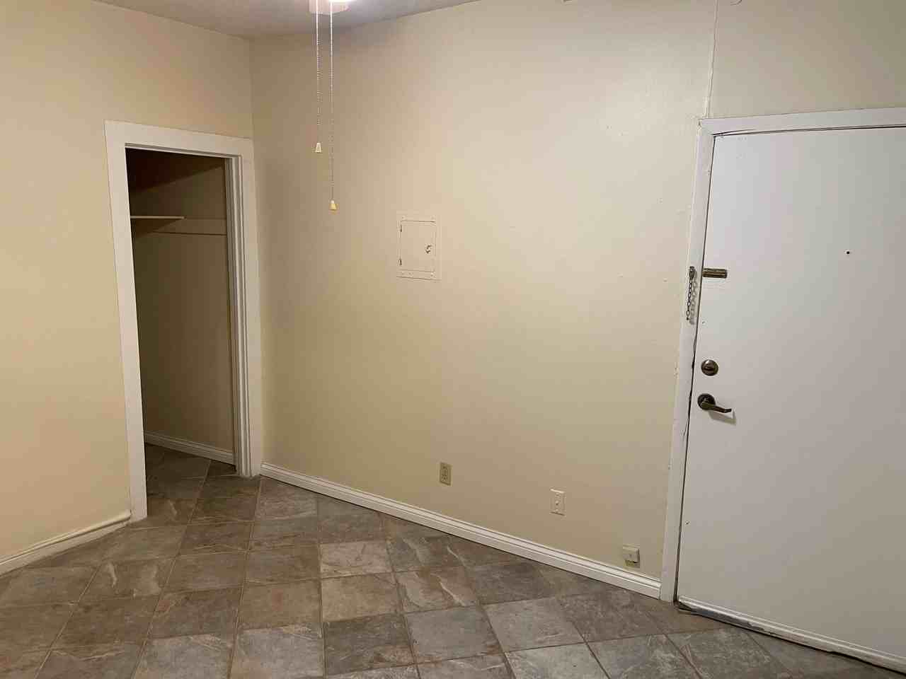 Spruce Place Apartments - Photo 4 of 6