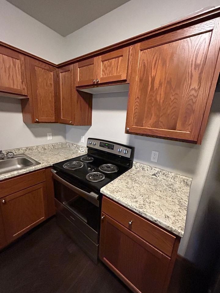 Welco West Apartments - Photo 4 of 20