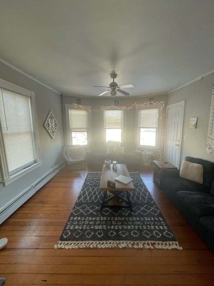 624 Smith Street - Photo 4 of 25