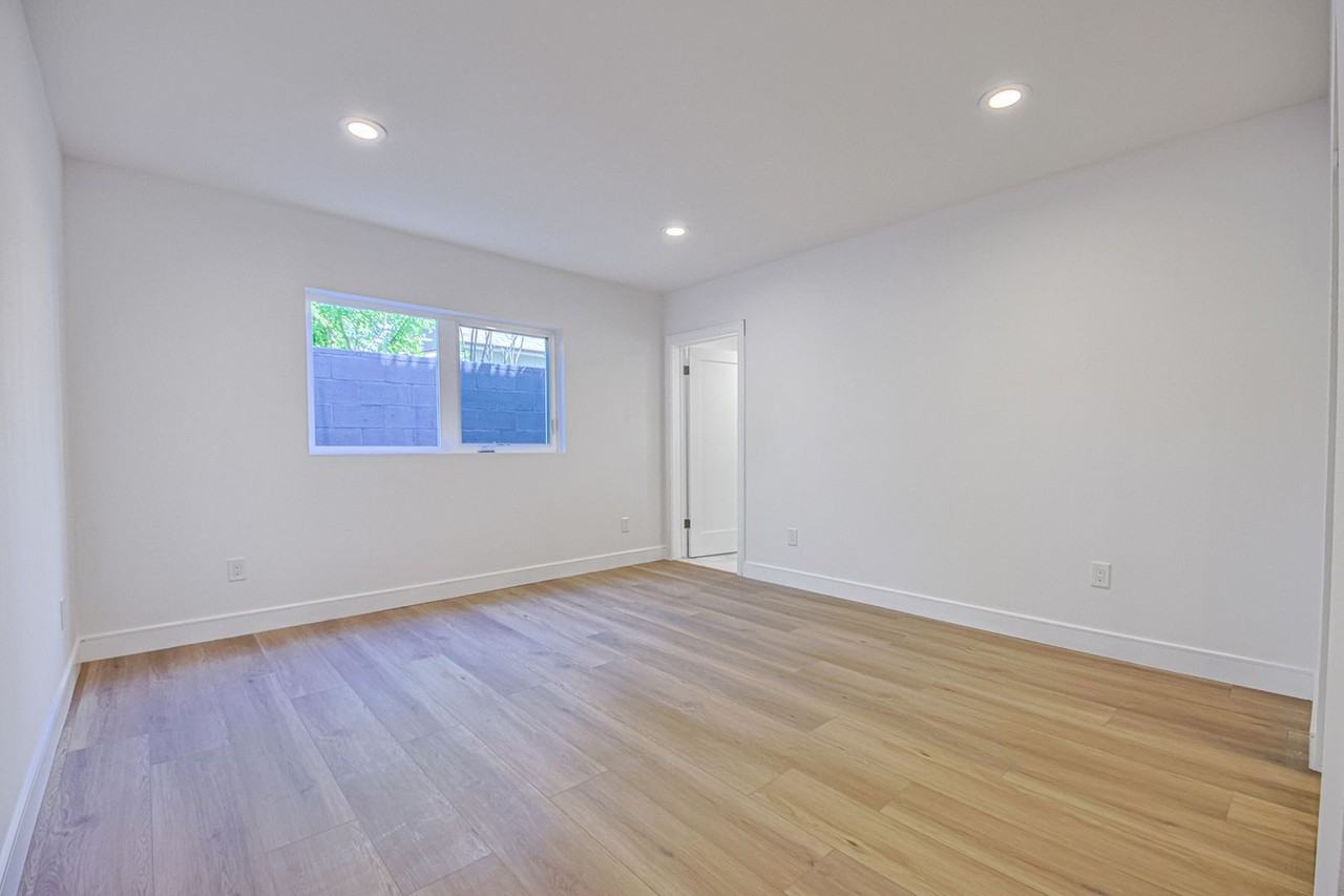 2848 Virginia Rd - Photo 3 of 29