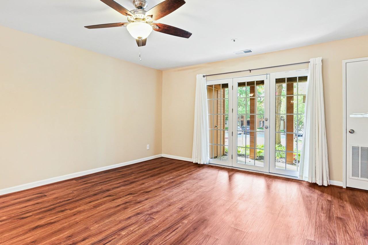 4934 Columbia Rd #1 - Photo 5 of 16