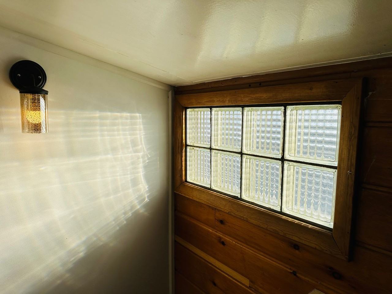 711 E Main St #14 - Photo 3 of 15