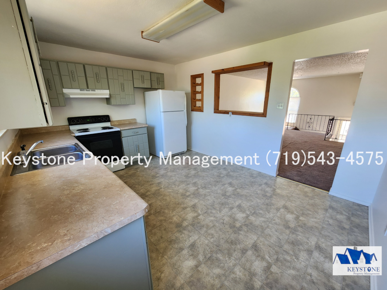 949 S Honeysuckle Dr - Photo 5 of 15