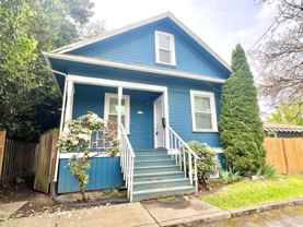 2866 Se Long St - Photo 1 of 1