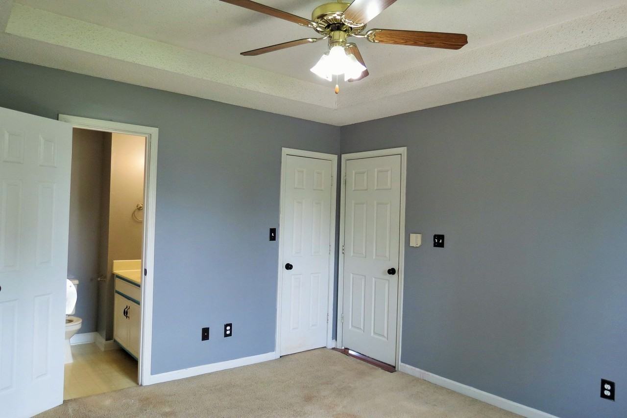 200 Rusty Dr - Photo 7 of 14