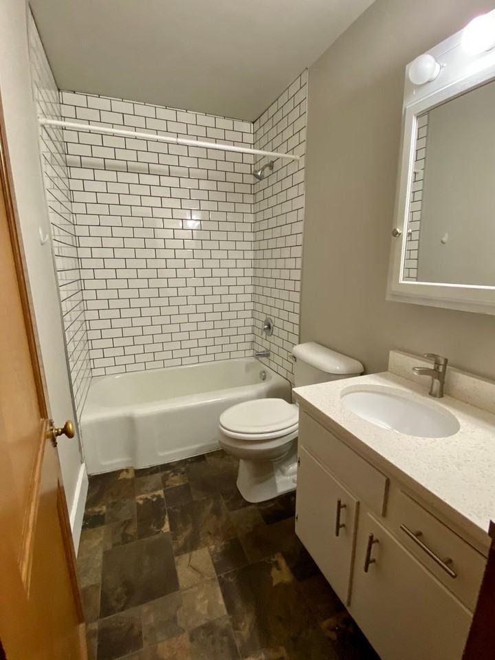 921 S Sherman Ave - Photo 4 of 16