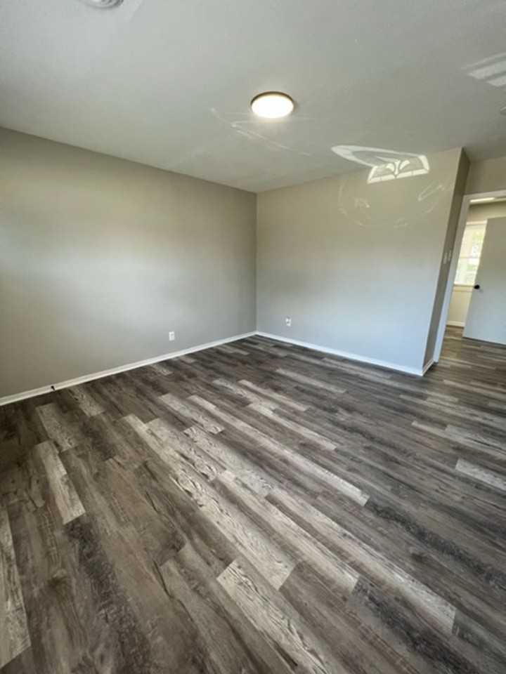 3545 Lewis Cir - Photo 2 of 16