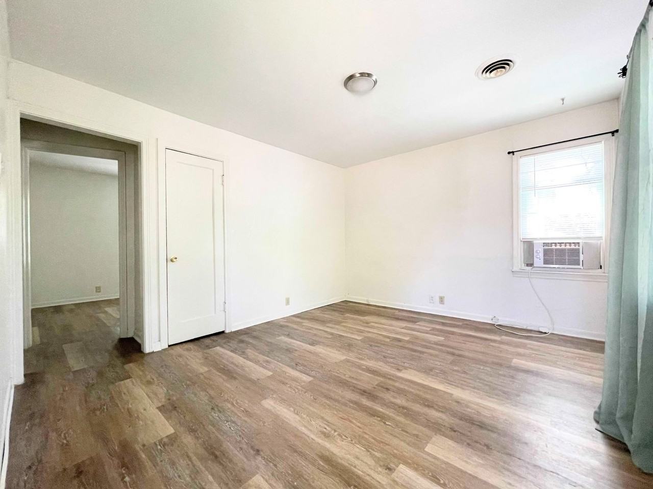 723 E 9th Ave - Photo 2 of 12