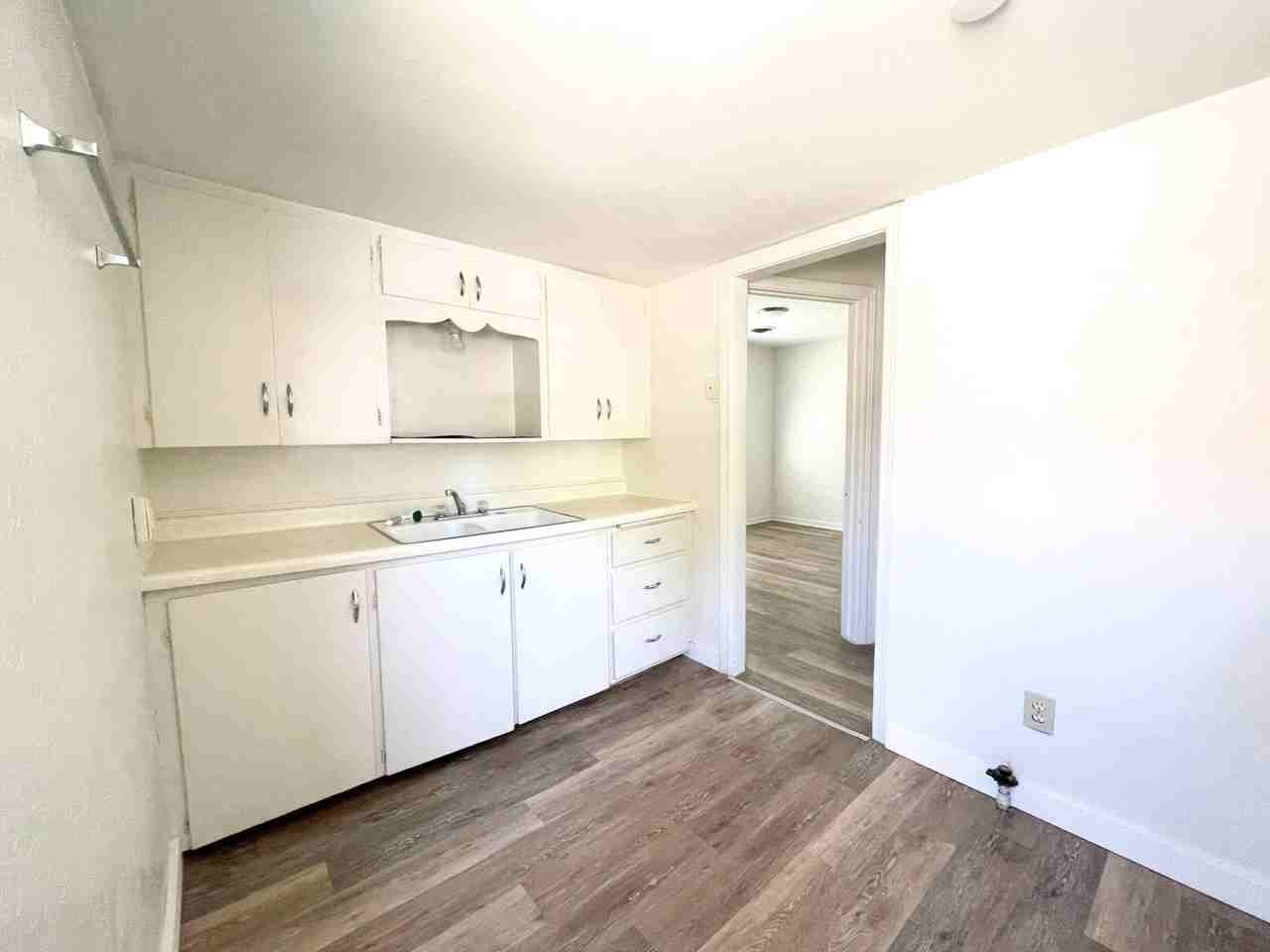 723 E 9th Ave - Photo 3 of 12