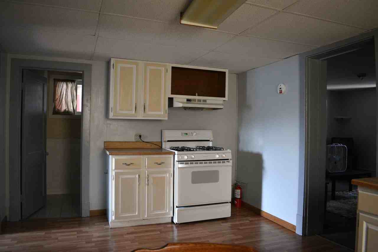 1106 Philadelphia St - Photo 2 of 8